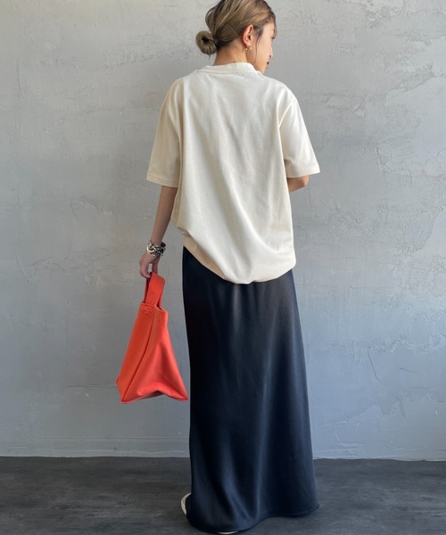 LACOSTE（ラコステ）の「[LACOSTE/ラコステ] ヘビーウェイト ロゴプリントTシャツ（Tシャツ/カットソー・レディース・ホワイト/キナリ/ブラック/チャコールグレー・2/4/3）」の6枚目の写真