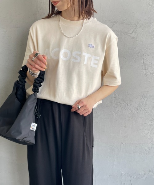 LACOSTE（ラコステ）の「[LACOSTE/ラコステ] ヘビーウェイト ロゴプリントTシャツ（Tシャツ/カットソー・レディース・ホワイト/キナリ/ブラック/チャコールグレー・2/4/3）」の10枚目の写真