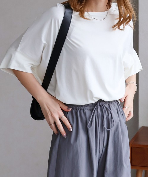 Social GIRL（ソーシャルガール）の「●Social GIRL●スリットドルマンムジロゴTシャツ（Tシャツ/カットソー・レディース・オフホワイト/ブラック/ベージュ系その他/イエロー・M）」の9枚目の写真