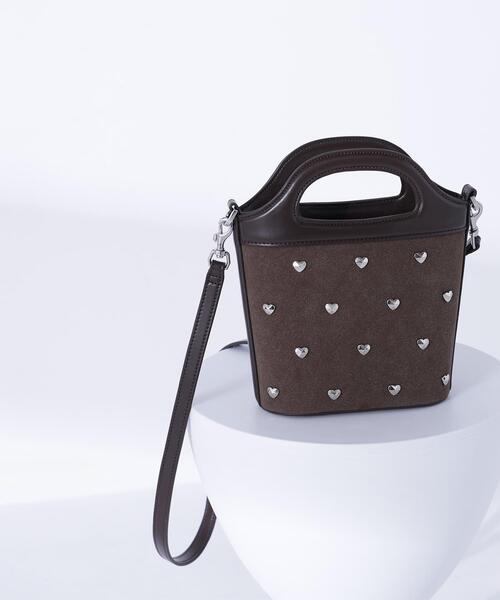 NATURAL BEAUTY BASIC（ナチュラルビューティーベーシック）の「◇サークルグリップスタッズショルダー（ショルダーバッグ・レディース・オフホワイト/ダークブラウン・ﾌﾘ-）」の2枚目の写真