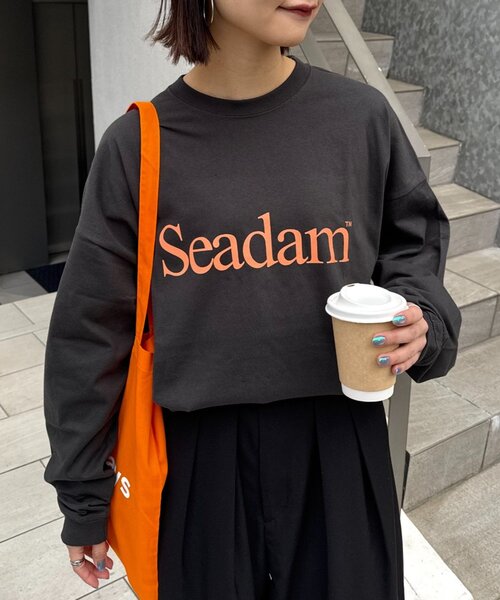 SEADAM（シーダム）の「【WEB限定】SEADAMビッグシルエットロゴロンTEE（Tシャツ/カットソー・レディース・チャコールグレー/ブラック/グレー/ホワイト/ブルー・SMALL/X-LARGE/LARGE/MEDIUM）」の4枚目の写真