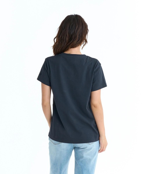 ROXY(ロキシー)の「ROXY ウィメンズ SPORTS Tシャツ 【2026年春夏モデル】/ロキシー半袖Tシャツ(Tシャツ/カットソー・レディース・ブラウン/ホワイト/ブラック・MEDIUM/LARGE)」の6枚目の写真