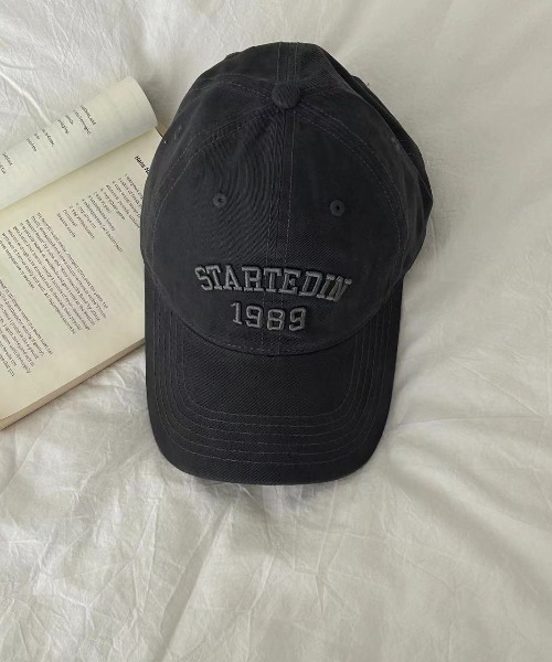 Teem Store（チームストア）の「レタリング刺繍キャップ 小顔効果（キャップ・レディース・ベージュ/グレー/ワイン・F）」の5枚目の写真