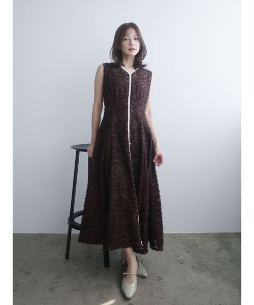 LAGUNAMOON（ラグナムーン）の「カットジャガードパイピングワンピース（ワンピース・レディース・ネイビー/ブラウン/アイボリー・SMALL/MEDIUM）」の2枚目の写真