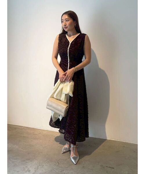 LAGUNAMOON（ラグナムーン）の「カットジャガードパイピングワンピース 【夏服】（ワンピース・レディース・ネイビー/ブラウン/アイボリー・SMALL/MEDIUM）」の11枚目の写真