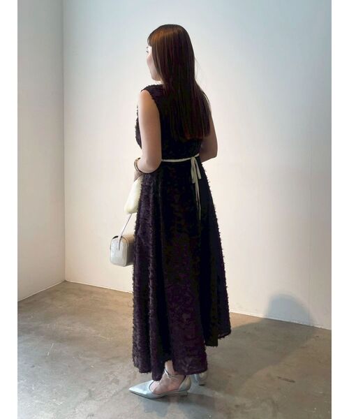 LAGUNAMOON（ラグナムーン）の「カットジャガードパイピングワンピース 【夏服】（ワンピース・レディース・ネイビー/ブラウン/アイボリー・SMALL/MEDIUM）」の13枚目の写真