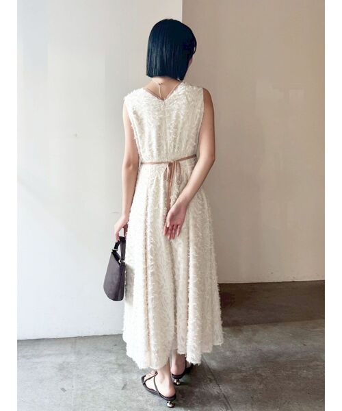 LAGUNAMOON（ラグナムーン）の「カットジャガードパイピングワンピース 【夏服】（ワンピース・レディース・ネイビー/ブラウン/アイボリー・SMALL/MEDIUM）」の19枚目の写真