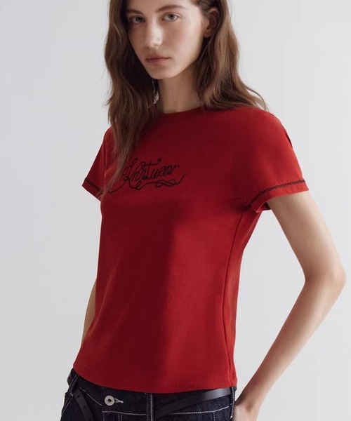 Fano Studios(ファノ ストゥディオズ)の「刺繍デザイン レトロ Tシャツ FC26S042【Fano Studios】【2026SS】(Tシャツ/カットソー・レディース・レッド・S/M/L)」の8枚目の写真