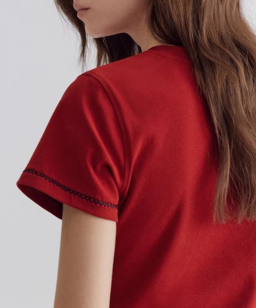 Fano Studios(ファノ ストゥディオズ)の「刺繍デザイン レトロ Tシャツ FC26S042【Fano Studios】【2026SS】(Tシャツ/カットソー・レディース・レッド・S/M/L)」の10枚目の写真