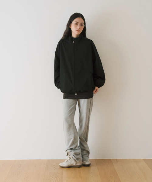 YEARNING(イヤニング)の「FRILL WIND JUMPER, BLACK(ブルゾン・レディース・その他・FREE)」の4枚目の写真