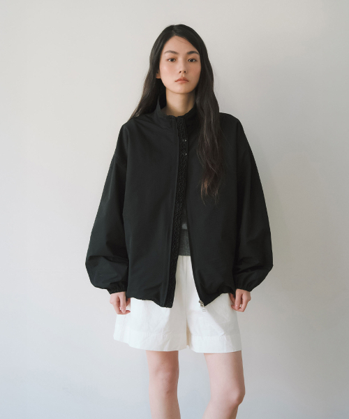 YEARNING(イヤニング)の「FRILL WIND JUMPER, BLACK(ブルゾン・レディース・その他・FREE)」の5枚目の写真