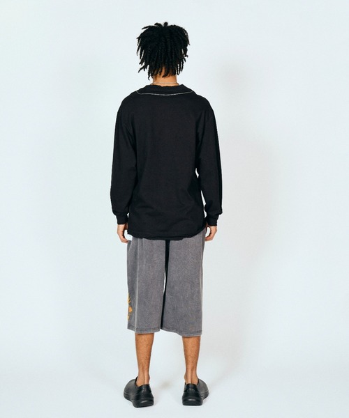 THRIFTY LOOK（スリフティールック）の「TRIFTY LOOK スリフティルック / NAJA PENDANT EMB LS TEE（Tシャツ/カットソー・メンズ・ホワイト/ブラック・MEDIUM/LARGE/X-LARGE）」の4枚目の写真