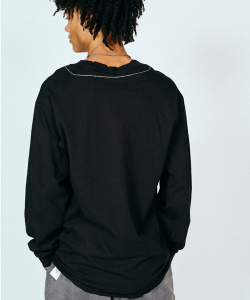 THRIFTY LOOK（スリフティールック）の「TRIFTY LOOK スリフティルック / NAJA PENDANT EMB LS TEE（Tシャツ/カットソー・メンズ・ホワイト/ブラック・MEDIUM/LARGE/X-LARGE）」の7枚目の写真