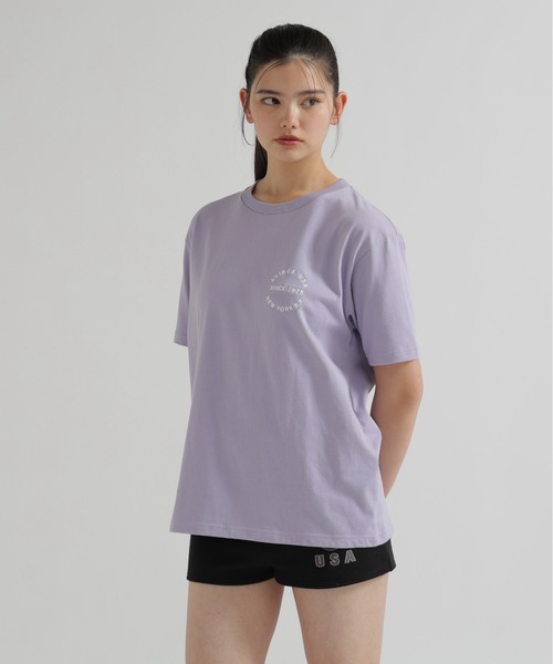AVIREX(アヴィレックス)の「VARSITY LOGO S/S T-SHIRT(Tシャツ/カットソー・レディース・ブラック/オフホワイト/ネイビー/ラベンダー・F)」の15枚目の写真