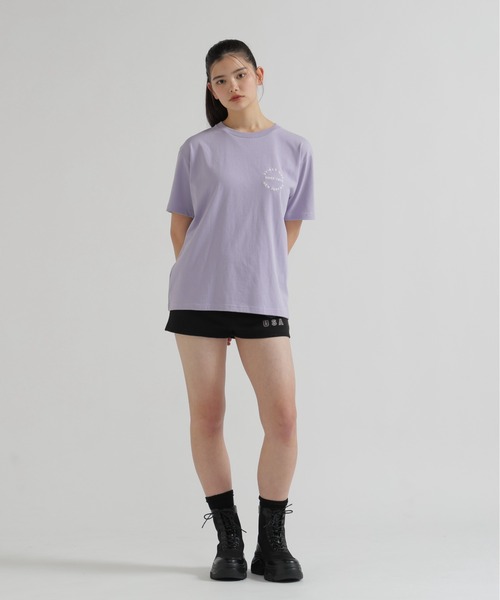 AVIREX(アヴィレックス)の「VARSITY LOGO S/S T-SHIRT(Tシャツ/カットソー・レディース・ブラック/オフホワイト/ネイビー/ラベンダー・F)」の16枚目の写真