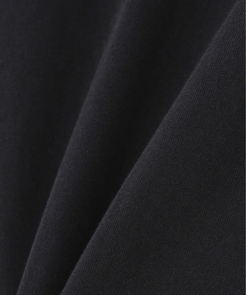 AVIREX(アヴィレックス)の「VARSITY LOGO S/S T-SHIRT(Tシャツ/カットソー・レディース・ブラック/オフホワイト/ネイビー/ラベンダー・F)」の19枚目の写真