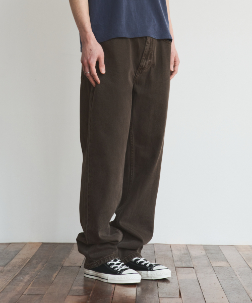 LORES(ロアス)の「Straight Regular Jean - Brown(デニムパンツ・レディース・その他・SMALL/MEDIUM/LARGE)」の1枚目の写真