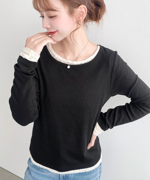 moment+(モーメントプラス)の「クルーネックレースレイヤード長袖カットソー(無地+レース2枚セット)(Tシャツ/カットソー・レディース・レッド/ピンク/オフホワイト/杢グレー/ブルー/イエロー/ネイビー/ブラック・M)」の3枚目の写真