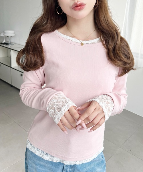 moment+(モーメントプラス)の「クルーネックレースレイヤード長袖カットソー(無地+レース2枚セット)(Tシャツ/カットソー・レディース・レッド/ピンク/オフホワイト/杢グレー/ブルー/イエロー/ネイビー/ブラック・M)」の15枚目の写真