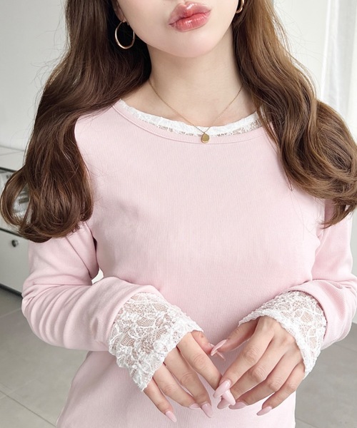 moment+(モーメントプラス)の「クルーネックレースレイヤード長袖カットソー(無地+レース2枚セット)(Tシャツ/カットソー・レディース・レッド/ピンク/オフホワイト/杢グレー/ブルー/イエロー/ネイビー/ブラック・M)」の16枚目の写真