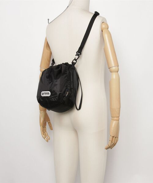 OUTDOOR PRODUCTS(アウトドアプロダクツ)の「【OUTDOOR PRODUCTS / アウトドアプロダクツ】DRAWSTORING BAG 巾着バッグ(ショルダーバッグ・レディース・ブラック・FREE)」の3枚目の写真