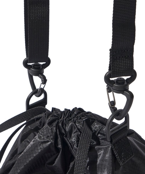 OUTDOOR PRODUCTS(アウトドアプロダクツ)の「【OUTDOOR PRODUCTS / アウトドアプロダクツ】DRAWSTORING BAG 巾着バッグ(ショルダーバッグ・レディース・ブラック・FREE)」の8枚目の写真