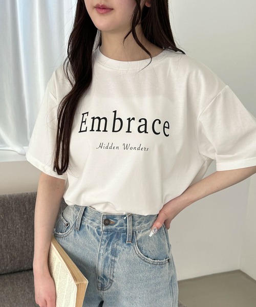 WEGO（ウィゴー）の「WEGO/接触冷感プリントロゴT（Tシャツ/カットソー・レディース・ベージュ/ライトピンク/グレー/オフホワイト/スミクロ・LARGE/MEDIUM）」の2枚目の写真