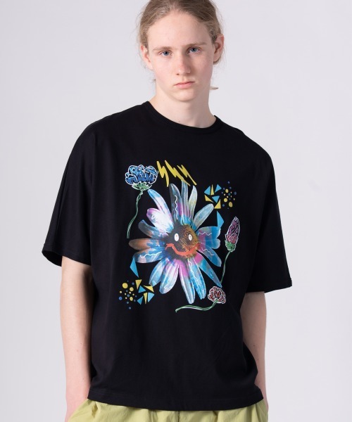 rehacer（レアセル）の「rehacer : × everglouu Pop Flower Dolman CS / ポップ フラワー ドルマン カットソー（Tシャツ/カットソー・メンズ・ホワイト/ブラック・X-LARGE/LARGE/MEDIUM/SMALL）」の6枚目の写真