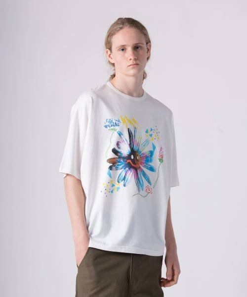 rehacer（レアセル）の「rehacer : × everglouu Pop Flower Dolman CS / ポップ フラワー ドルマン カットソー（Tシャツ/カットソー・メンズ・ホワイト/ブラック・X-LARGE/LARGE/MEDIUM/SMALL）」の8枚目の写真