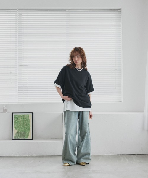 ad thie(アドティエ)の「ベーシック オーバーサイズ Tシャツ(Tシャツ/カットソー・レディース・チャコール/オートミール/オフホワイト/ブラック・FREE)」の11枚目の写真