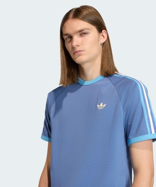 adidas（アディダス）の「adidas/アディダス 3-STRIPS TEE ラグラン