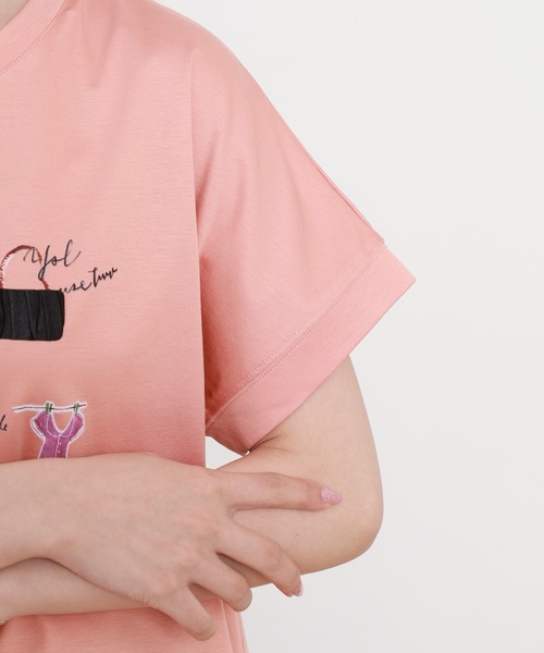 EGLANTINE(エグランティーヌ)の「EGLANTINE ファッションモチーフプリントカットソー 半袖(Tシャツ/カットソー・レディース・ネイビー/サーモンピンク/オフホワイト・38)」の13枚目の写真