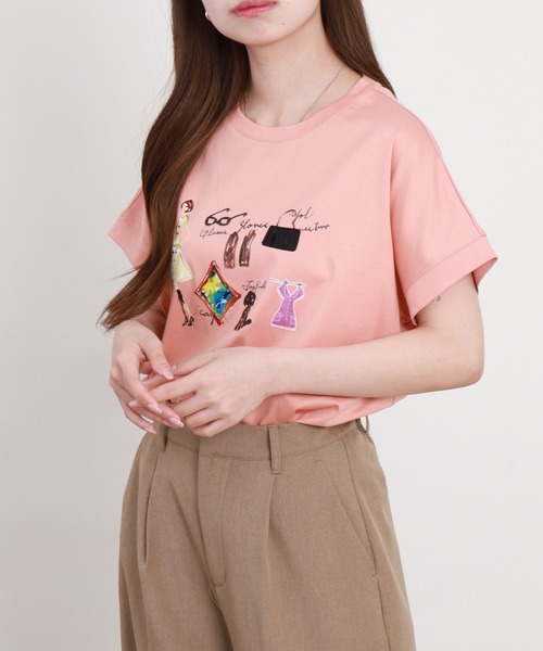 EGLANTINE(エグランティーヌ)の「EGLANTINE ファッションモチーフプリントカットソー 半袖(Tシャツ/カットソー・レディース・ネイビー/サーモンピンク/オフホワイト・38)」の5枚目の写真