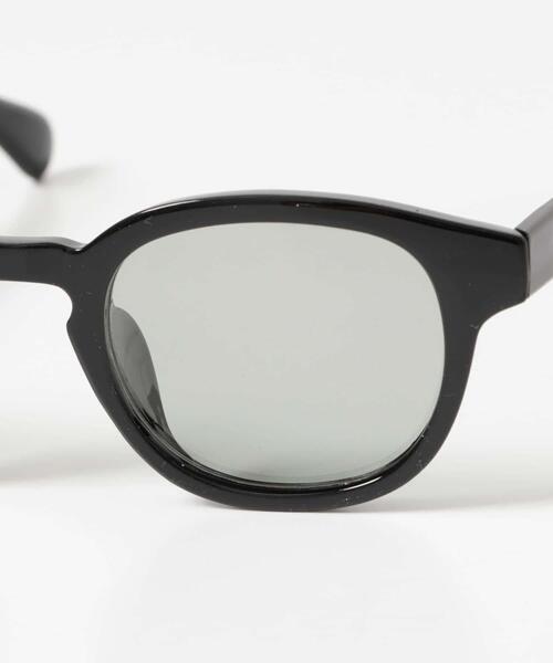 URBAN RESEARCH DOORS（アーバンリサーチドアーズ）の「ウェリントン(調光&偏光レンズ)（メガネ・メンズ・ブルー/グリーン/ブラック・-）」の7枚目の写真