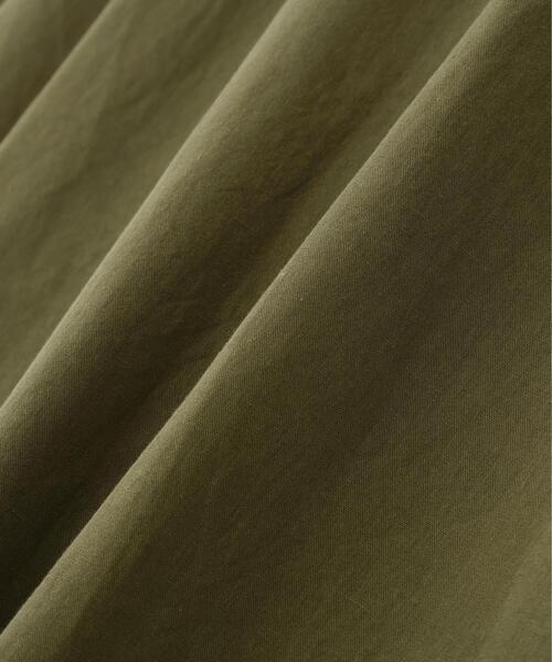 MARGARET HOWELL(マーガレットハウエル)の「COTTON LINEN PLAIN WEAVE(ワンピース・レディース・オリーブ/ブラック・2/1)」の9枚目の写真