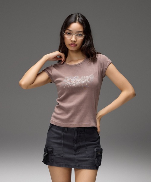 X-girl（エックスガール）の「FADED DROP RHINESTONE LOGO S/S BABY TEE（Tシャツ/カットソー・レディース・ブラック/ブラウン/ピンク・S/M）」の15枚目の写真