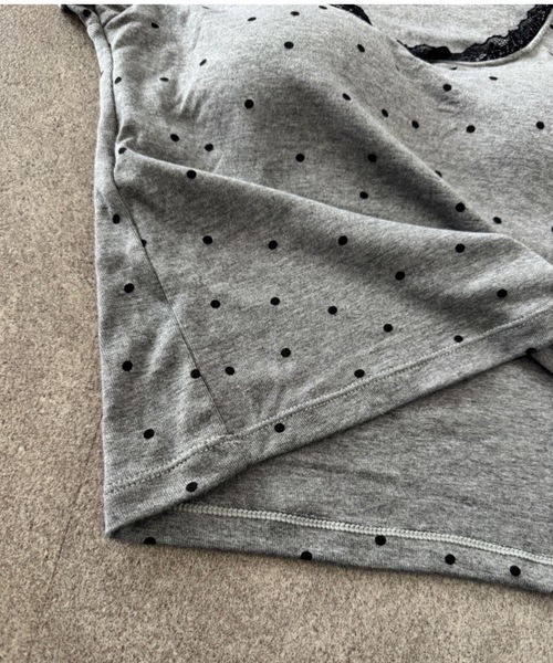 SHEPP(シープ)の「【カップ付き】ドット柄レーストリムリボン半袖Tシャツ(Tシャツ/カットソー・レディース・グレー/ブラック・F)」の4枚目の写真