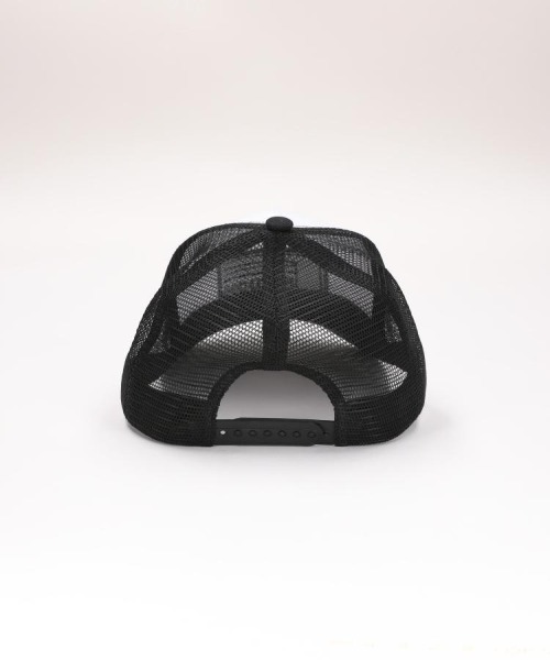 BACK NUMBER(バックナンバー)の「【BACK NUMBER】メッシュトラッカーキャップ (帽子 / ロゴワッペン / アメカジ / 夏用 / 通気性 / 涼感 / スナップバック / 軽量 / アウトドア / メンズ)(キャップ・メンズ・ホワイト/ブラック・フリー)」の8枚目の写真