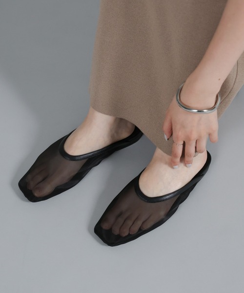 select MOCA Et(セレクトモカエト)の「【Et】Square-toe Mesh slip-ons(スリッポン・レディース・ブラック・LARGE/MEDIUM/SMALL/X-LARGE)」の6枚目の写真