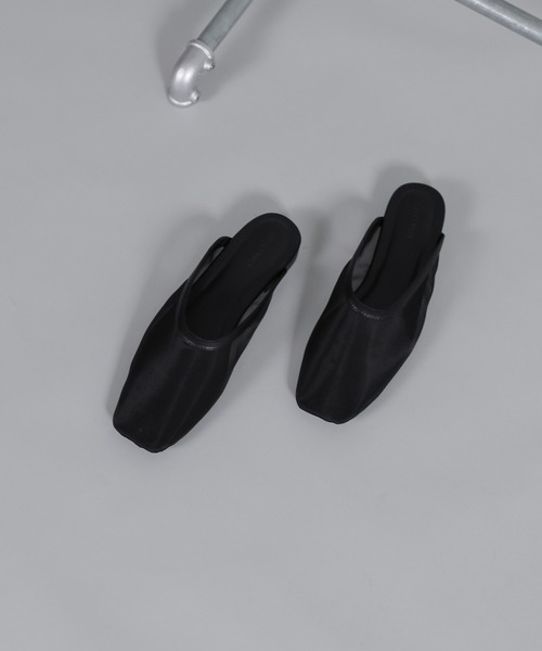 select MOCA Et(セレクトモカエト)の「【Et】Square-toe Mesh slip-ons(スリッポン・レディース・ブラック・LARGE/MEDIUM/SMALL/X-LARGE)」の12枚目の写真