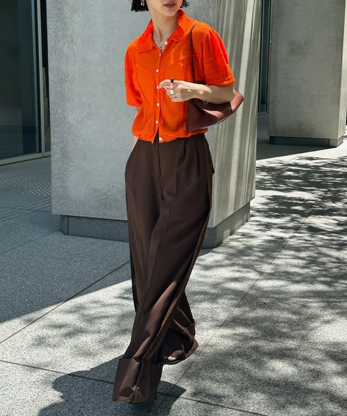 Ameri(アメリ)の「MEDI COMPACT SUMMER KNIT BLOUSE(シャツ/ブラウス・レディース・ブラック/オレンジ/アイボリー/ブルー・MEDIUM/SMALL)」の21枚目の写真