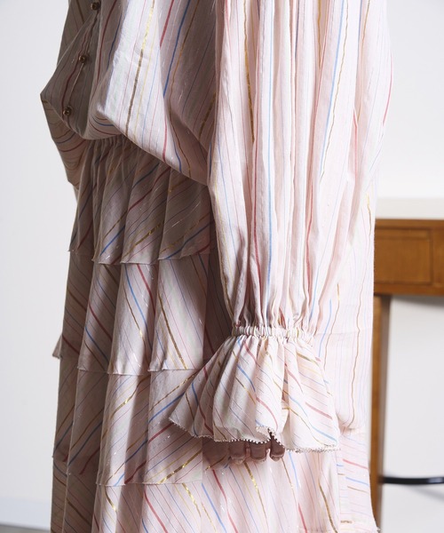 ROSE BUD（ローズバッド）の「(mag.by c)STRIPE FRILL COLLAR BLOUSE（シャツ/ブラウス・レディース・ブラック/ライトピンク・ONE SIZE）」の14枚目の写真