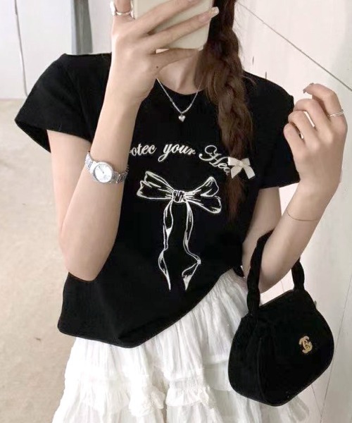 REMUR(レミュール)の「リボンプリントTシャツ(Tシャツ/カットソー・レディース・ブラック/グレー/ホワイト・FREE)」の2枚目の写真