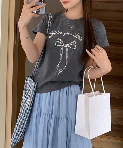REMUR(レミュール)の「リボンプリントTシャツ(Tシャツ/カットソー・レディース・ブラック/グレー/ホワイト・FREE)」の16枚目の写真