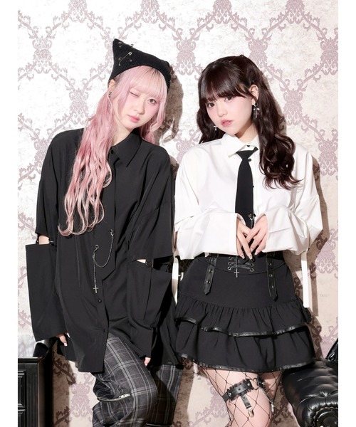 NOEMIE(ノエミー)の「チェーンネクタイ付き2WAYユニセックスシャツ(シャツ/ブラウス・レディース・ブラック/オフホワイト・M)」の3枚目の写真