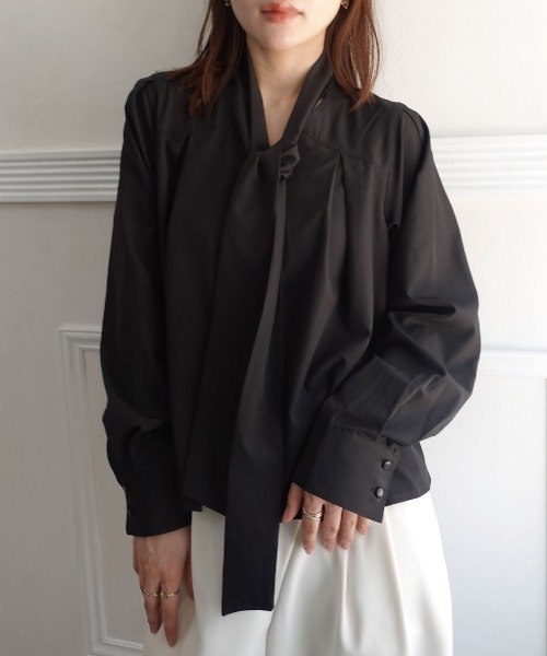CORNERS(コーナーズ)の「リボン付きブラウス(Tシャツ/カットソー・レディース・ホワイト/ライトブルー/ブラック・M)」の3枚目の写真