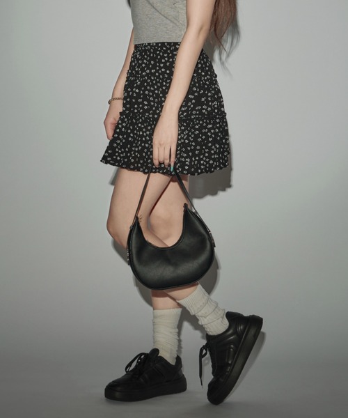 CeLess(セレス)の「Floral Flared Mini Skirt / 小花柄フレアミニスカート(スカート・レディース・ホワイト/ブラック・M/S)」の10枚目の写真