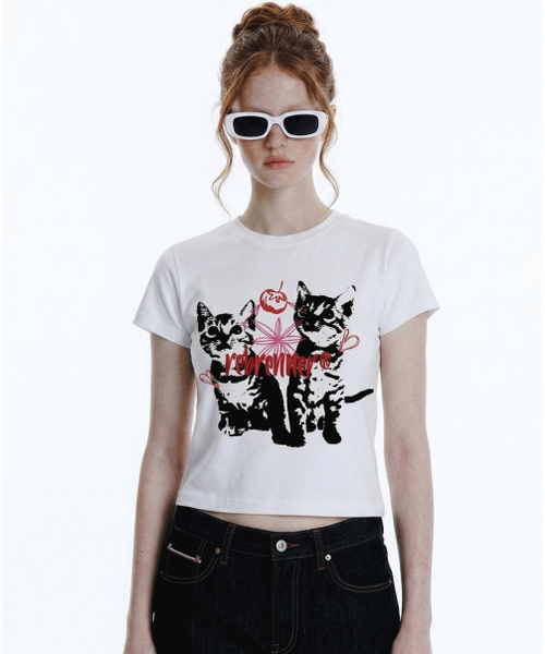 REBRENNER（リブレンナー）の「DTF チェリーキャット クールコットン ウィメンズ クロップ 半袖Tシャツ ホワイト（Tシャツ/カットソー・レディース・ホワイト・SMALL/MEDIUM/LARGE）」の4枚目の写真
