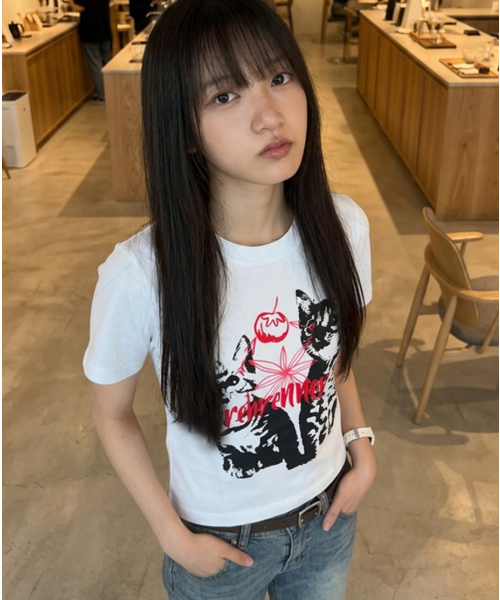 REBRENNER（リブレンナー）の「DTF チェリーキャット クールコットン ウィメンズ クロップ 半袖Tシャツ ホワイト（Tシャツ/カットソー・レディース・ホワイト・SMALL/MEDIUM/LARGE）」の5枚目の写真
