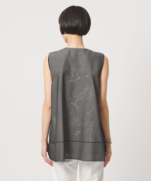 UNITED ARROWS(ユナイテッドアローズ)の「シアー バックフレア ベスト ‐ウォッシャブル‐(ベスト・レディース・ネイビー/ベージュ/その他1・36/38)」の14枚目の写真